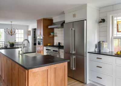 3-Refined-contemporary-kitchen-towards-dining-area-wellesley-David-Sharff-Architect