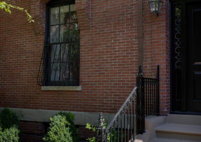 4-Historic-meets-modern-brownstone-renovation-facade-detail-boston-David-Sharff-Architect